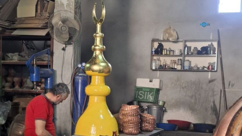 Dev Caminin Altın Varakları Kahta’dan